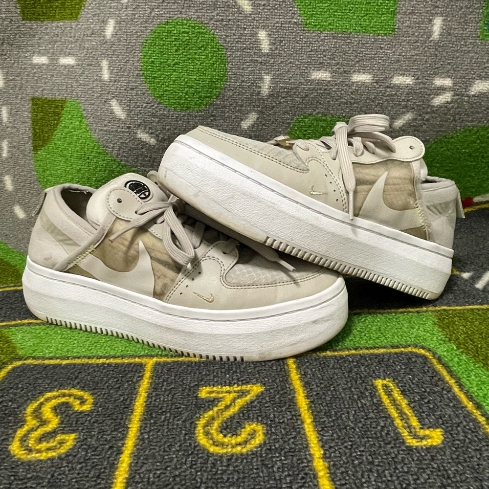 Women Nike Shoes